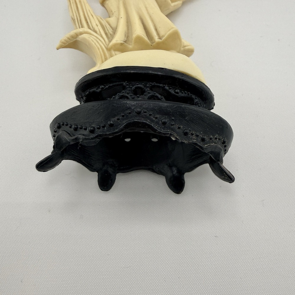 Vintage Italian Plastic Japanese Geisha Figurine Resin‎ Base - Picture 3 of 8